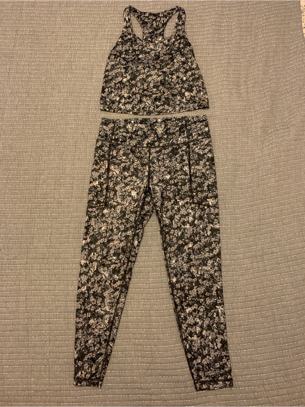 Pro Player Black & White Marble Print Leggings with Matching Racerback Crop